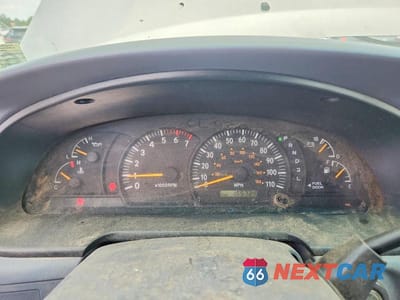 Zdjęcie 9 z 12 samochodu: 2002 TOYOTA TUNDRA SR5 VIN:5TBBN44192S312685 - miniatura
