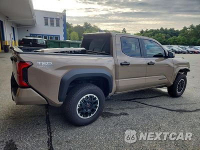 Trzecie zdjęcie samochodu z tyłu: 2026 TOYOTA TACOMA TRD OFF-ROAD VIN:3TMLB5JN8TM244995 - miniatura