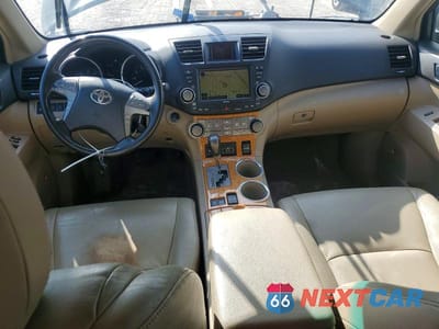 Zdjęcie 8 z 13 samochodu: 2008 TOYOTA HIGHLANDER HYBRID LIMITED VIN:JTEEW44A882011175 - miniatura