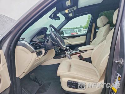Zdjęcie 7 z 12 samochodu: 2017 BMW X5 XDRIVE35I VIN:5UXKR0C51H0V67978 - miniatura
