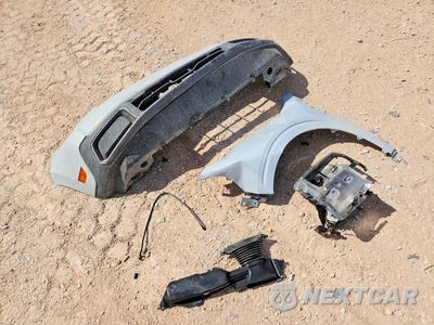 Zdjęcie 12 z 13 samochodu: 2025 FORD MAVERICK XLT VIN:3FTTW8JA0SRB71660 - miniatura