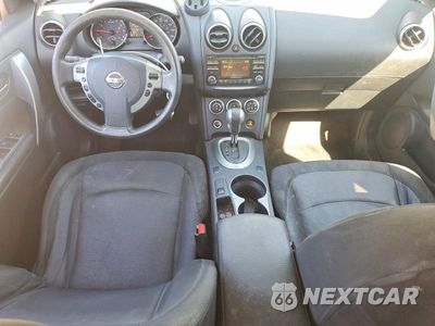 Zdjęcie 8 z 13 samochodu: 2013 NISSAN ROGUE S VIN:JN8AS5MV1DW628898 - miniatura