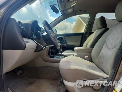 Zdjęcie 7 z 13 samochodu: 2011 TOYOTA RAV4 BASE VIN:JTMBF4DV8B5040868 - miniatura