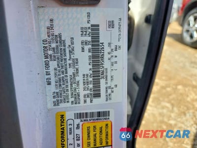 Zdjęcie 12 z 12 samochodu: 2017 LINCOLN MKZ RESERVE VIN:3LN6L5F95HR622654 - miniatura
