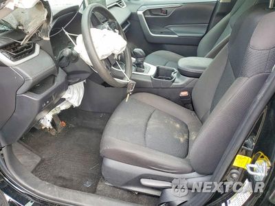 Zdjęcie 7 z 13 samochodu: 2023 TOYOTA RAV4 LE VIN:2T3F1RFV0PW352452 - miniatura