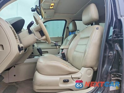 Zdjęcie 7 z 13 samochodu: 2008 FORD ESCAPE XLT VIN:1FMCU031X8KA78173 - miniatura
