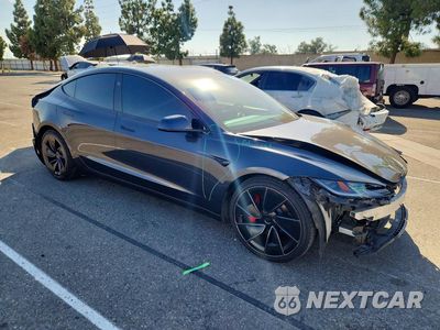 Czwarte zdjęcie samochodu z boku: 2024 TESLA MODEL 3 VIN:5YJ3E1ET9RF808515 - miniatura