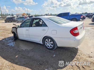 Drugie zdjęcie samochodu z przodu: 2002 TOYOTA CAMRY LE VIN:4T1BE32K42U098967 - miniatura