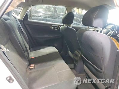 Zdjęcie 10 z 12 samochodu: 2014 NISSAN SENTRA S VIN:3N1AB7AP6EY218804 - miniatura
