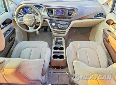 Zdjęcie 8 z 13 samochodu: 2017 CHRYSLER PACIFICA LX VIN:2C4RC1CG5HR597872 - miniatura