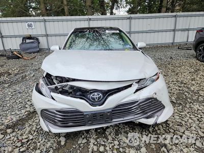 Piąte zdjęcie samochodu w środku: 2018 TOYOTA CAMRY XLE VIN:4T1B11HK6JU015593 - miniatura