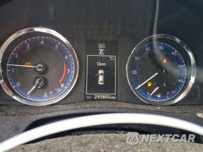 Zdjęcie 9 z 12 samochodu: 2018 TOYOTA COROLLA SE VIN:2T1BURHE0JC969239 - miniatura