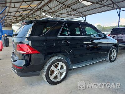 Trzecie zdjęcie samochodu z tyłu: 2016 MERCEDES-BENZ GLE 350 VIN:4JGDA5JB0GA681675 - miniatura