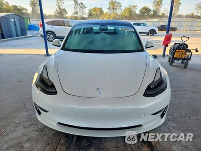 Piąte zdjęcie samochodu w środku: 2023 TESLA MODEL 3 VIN:5YJ3E1EAXPF399758 - miniatura