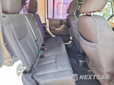 Zdjęcie 10 z 12 samochodu: 2013 JEEP WRANGLER UNLIMITED SPORT VIN:1C4BJWDG0DL632551 - miniatura
