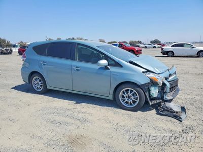 Czwarte zdjęcie samochodu z boku: 2016 TOYOTA PRIUS V FOUR VIN:JTDZN3EU8GJ046850 - miniatura