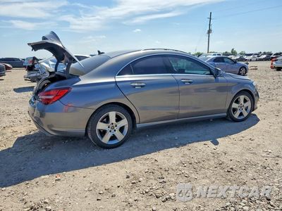 Trzecie zdjęcie samochodu z tyłu: 2019 MERCEDES-BENZ CLA 250 VIN:WDDSJ4EB2KN711685 - miniatura