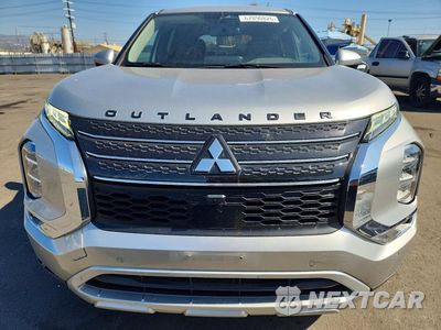 Piąte zdjęcie samochodu w środku: 2023 MITSUBISHI OUTLANDER SE VIN:JA4J3UA86PZ050831 - miniatura