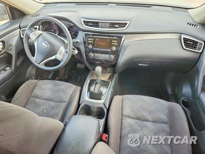 Zdjęcie 8 z 12 samochodu: 2016 NISSAN ROGUE S VIN:KNMAT2MV4GP595188 - miniatura