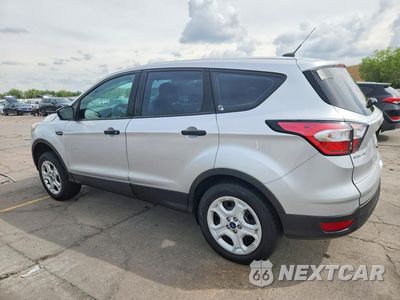 Drugie zdjęcie samochodu z przodu: 2018 FORD ESCAPE S VIN:1FMCU0F77JUB11995 - miniatura