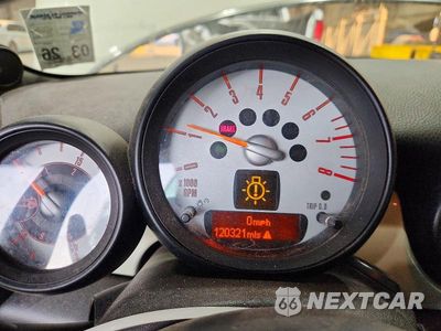 Zdjęcie 9 z 12 samochodu: 2011 MINI COOPER VIN:WMWZN3C50BTZ89448 - miniatura