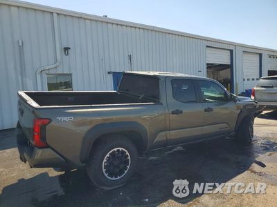 Trzecie zdjęcie samochodu z tyłu: 2026 TOYOTA TACOMA TRD OFF-ROAD VIN:3TMLB5JN7TM300201 - miniatura