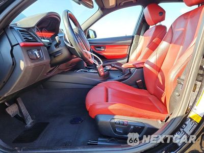 Zdjęcie 7 z 12 samochodu: 2014 BMW 328 XI VIN:WBA3B3C5XEJ982778 - miniatura