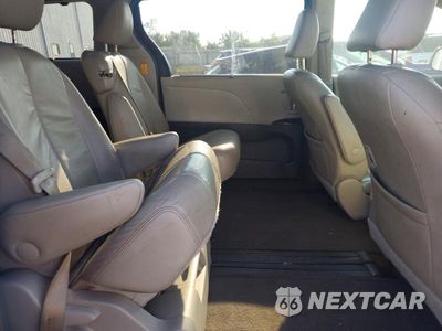 Zdjęcie 11 z 13 samochodu: 2014 TOYOTA SIENNA XLE 8-PASSENGER VIN:5TDYK3DC1ES511577 - miniatura