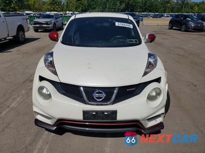 Piąte zdjęcie samochodu w środku: 2014 NISSAN JUKE NISMO VIN:JN8AF5MV5ET364995 - miniatura