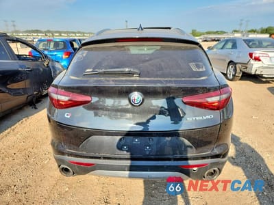 Zdjęcie 6 z 12 samochodu: 2020 ALFA ROMEO STELVIO VIN:ZASPAKAN3L7C98368 - miniatura
