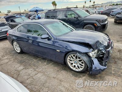 Czwarte zdjęcie samochodu z boku: 2008 BMW 328 I SULEV VIN:WBAWV135X8P118999 - miniatura