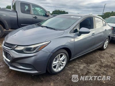 2018 CHEVROLET CRUZE LT 1G1BE5SM1J7128370 - główne zdjęcie licytacji z USA - miniatura