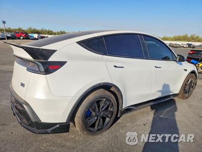Trzecie zdjęcie samochodu z tyłu: 2026 TESLA MODEL Y VIN:7SAYGDEE1TF563979 - miniatura