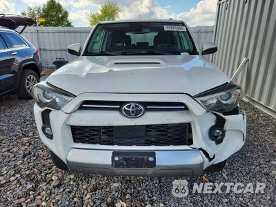 Piąte zdjęcie samochodu w środku: 2022 TOYOTA 4RUNNER TRD OFF-ROAD VIN:JTEPU5JR3N6022314 - miniatura