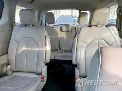 Zdjęcie 10 z 13 samochodu: 2021 CHRYSLER VOYAGER LXI VIN:2C4RC1DG9MR523430 - miniatura