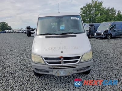 Piąte zdjęcie samochodu w środku: 2004 DODGE SPRINTER 2500 DELIVERY VAN VIN:WD2PD644945643487 - miniatura