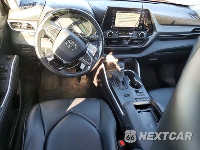 Zdjęcie 8 z 14 samochodu: 2021 TOYOTA HIGHLANDER HYBRID XLE VIN:5TDGBRCH3MS024326 - miniatura