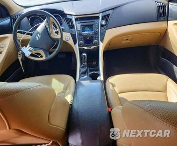 Zdjęcie 8 z 12 samochodu: 2014 HYUNDAI SONATA LIMITED VIN:5NPEC4AC4EH887822 - miniatura