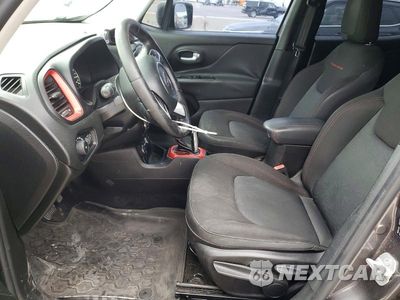 Zdjęcie 7 z 13 samochodu: 2016 JEEP RENEGADE TRAILHAWK VIN:ZACCJBCT2GPD06732 - miniatura