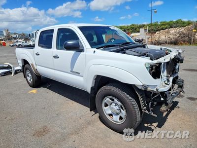 Czwarte zdjęcie samochodu z boku: 2012 TOYOTA TACOMA DOUBLE CAB PRERUNNER VIN:3TMJU4GN2CM135578 - miniatura