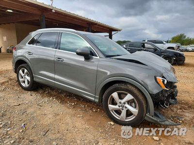 Czwarte zdjęcie samochodu z boku: 2019 AUDI Q3 PREMIUM VIN:WA1AECF35K1082632 - miniatura