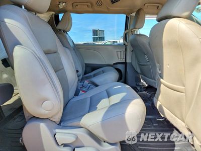 Zdjęcie 11 z 14 samochodu: 2020 TOYOTA SIENNA L VIN:5TDZZ3DC3LS082276 - miniatura