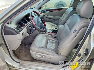 Zdjęcie 7 z 13 samochodu: 2004 LEXUS ES 330 VIN:JTHBA30G645022631 - miniatura