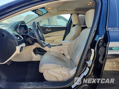 Zdjęcie 7 z 13 samochodu: 2015 CHRYSLER 200 LIMITED VIN:1C3CCCABXFN717365 - miniatura