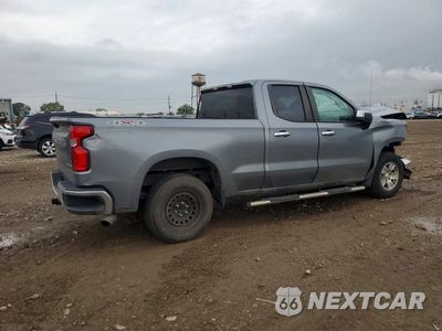 Trzecie zdjęcie samochodu z tyłu: 2021 CHEVROLET SILVERADO K1500 CUSTOM VIN:1GCRYBEH7MZ141644 - miniatura