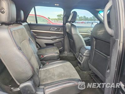 Zdjęcie 11 z 14 samochodu: 2018 FORD EXPLORER XLT VIN:1FM5K8D83JGB05330 - miniatura