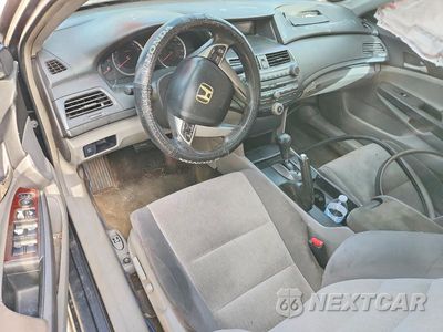 Zdjęcie 8 z 12 samochodu: 2008 HONDA ACCORD LXP VIN:1HGCP26448A053192 - miniatura