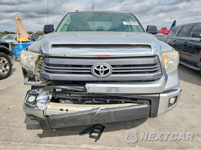 Piąte zdjęcie samochodu w środku: 2015 TOYOTA TUNDRA CREWMAX SR5 VIN:5TFEM5F18FX090716 - miniatura