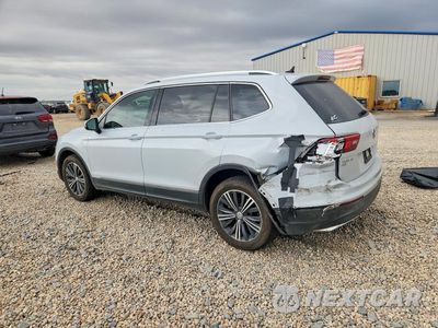 Drugie zdjęcie samochodu z przodu: 2018 VOLKSWAGEN TIGUAN SE VIN:3VV2B7AX1JM018014 - miniatura