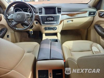 Zdjęcie 8 z 13 samochodu: 2012 MERCEDES-BENZ ML 350 BLUETEC VIN:4JGDA2EB1CA050369 - miniatura